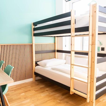 Myflat - Bright Apartment Near Central Station Вена Экстерьер фото