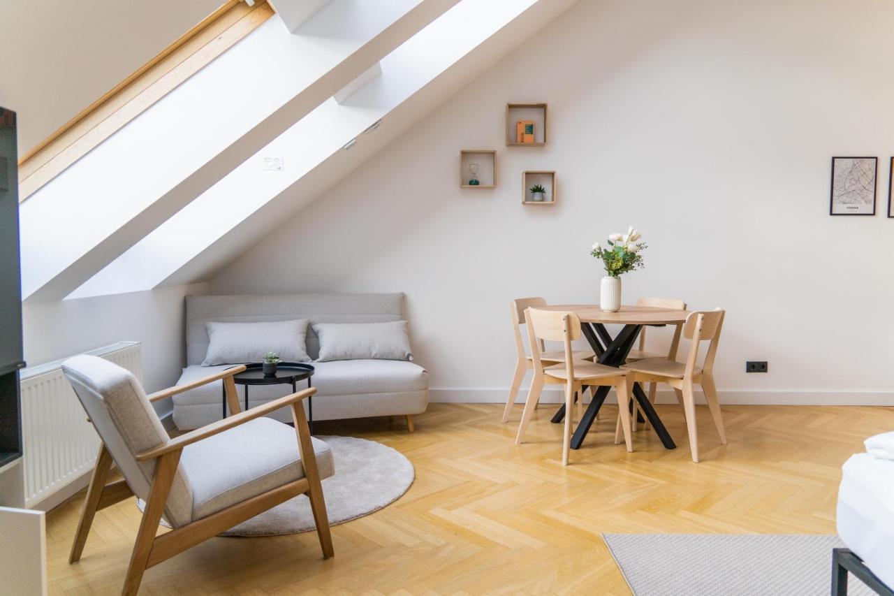 Myflat - Bright Apartment Near Central Station Вена Экстерьер фото