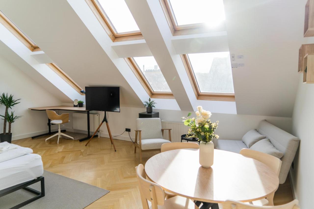 Myflat - Bright Apartment Near Central Station Вена Экстерьер фото