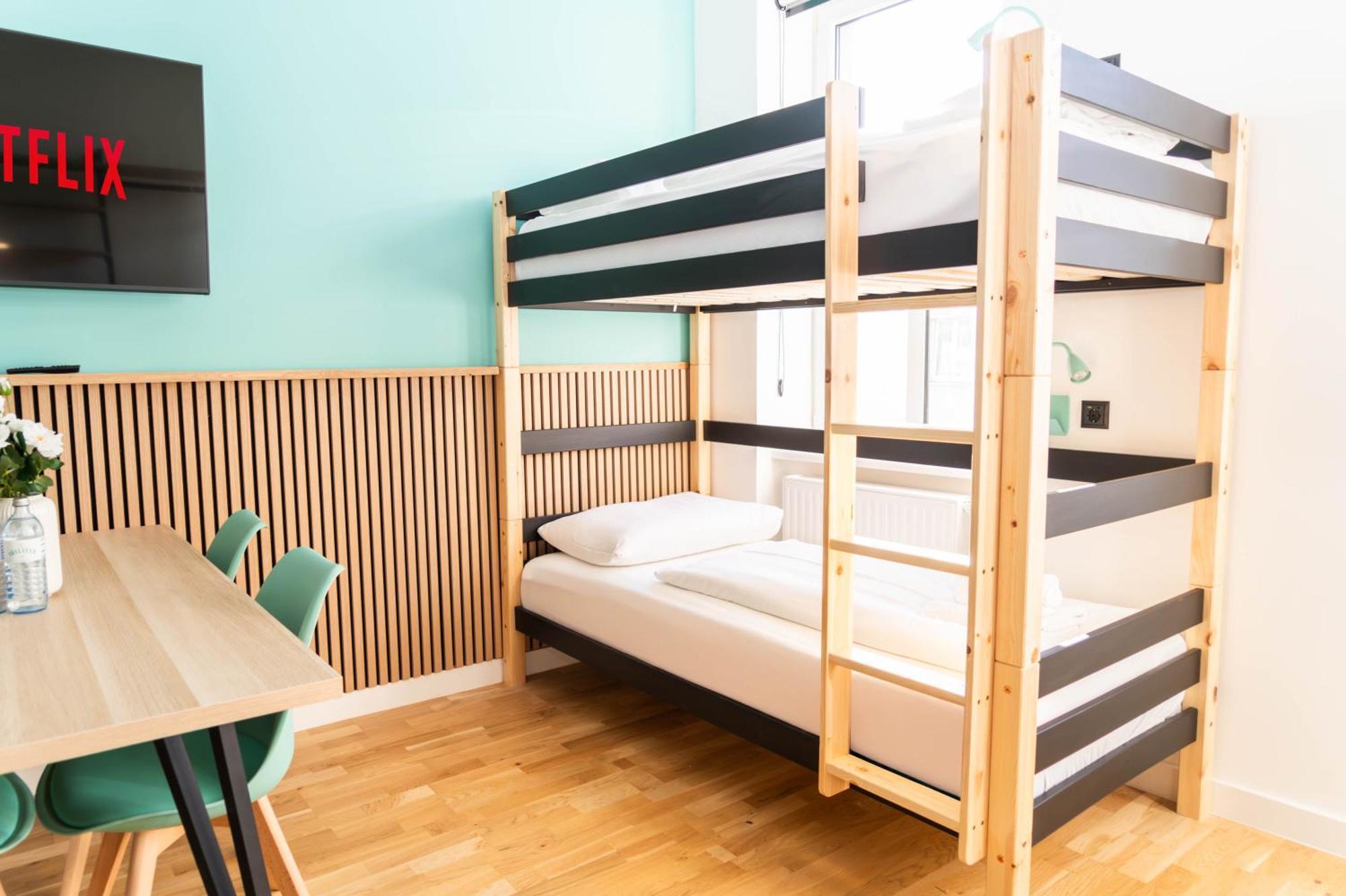 Myflat - Bright Apartment Near Central Station Вена Экстерьер фото