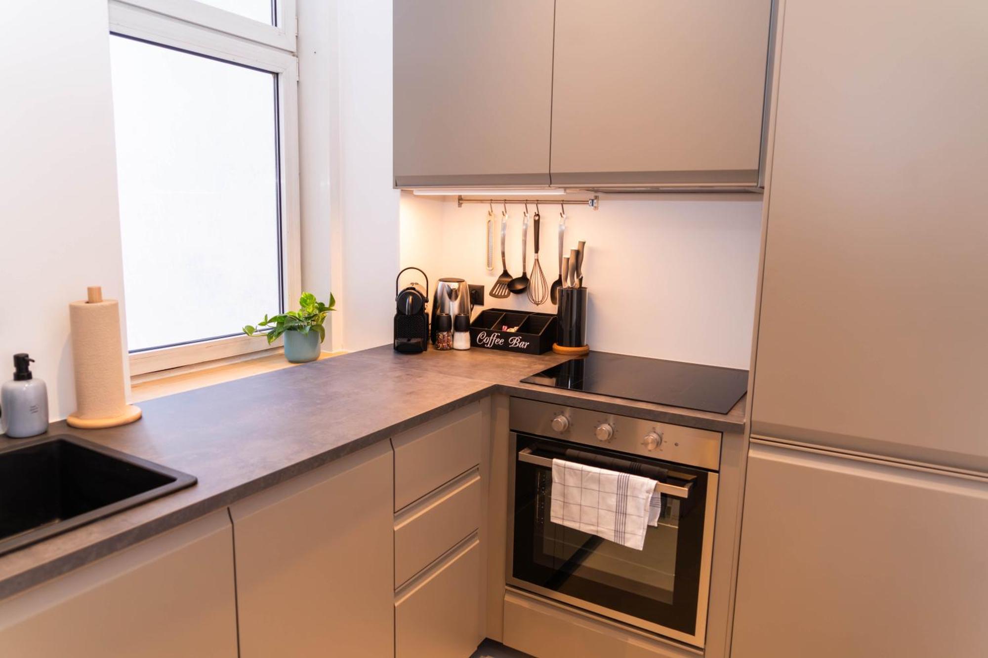 Myflat - Bright Apartment Near Central Station Вена Экстерьер фото