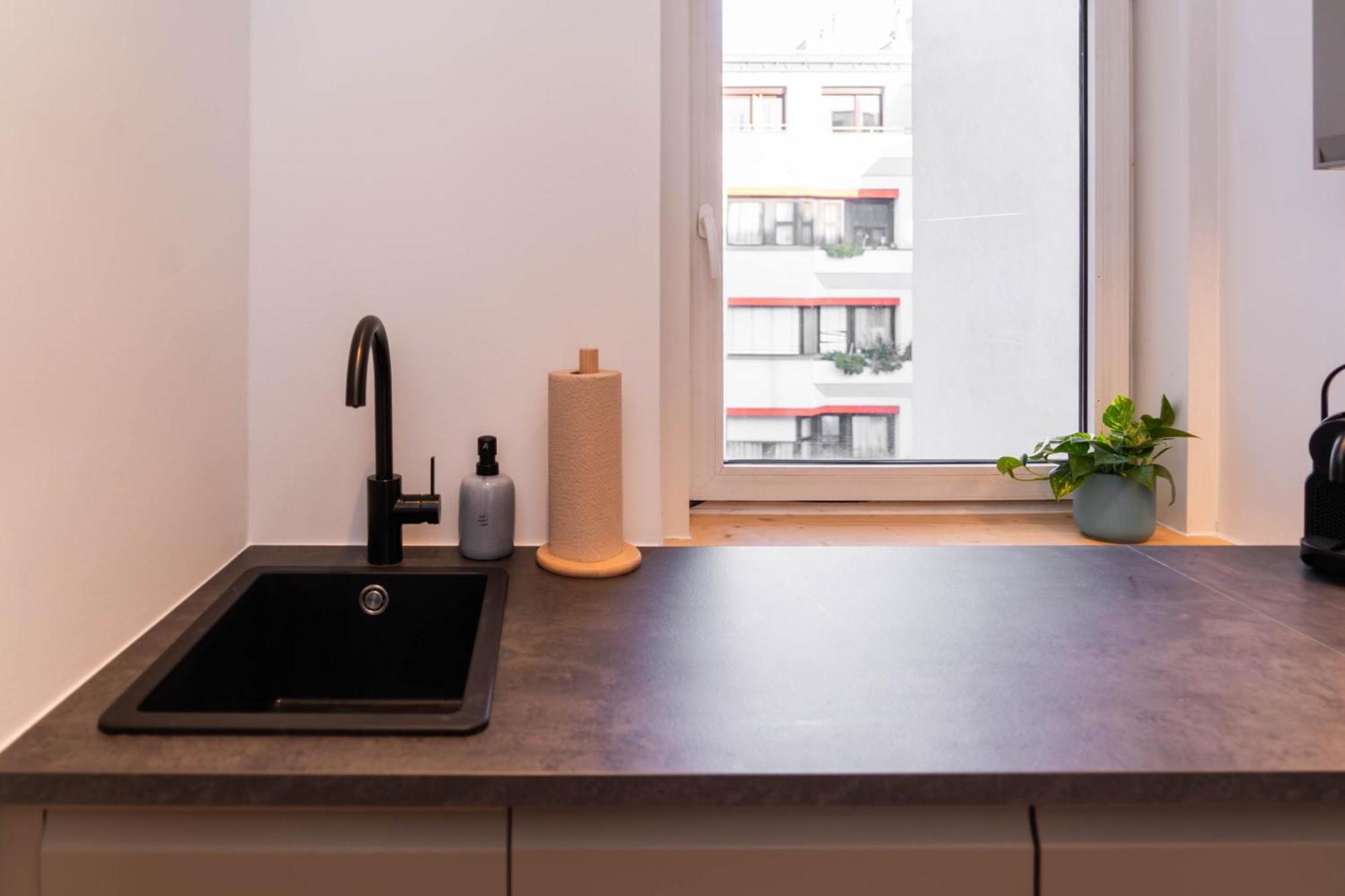 Myflat - Bright Apartment Near Central Station Вена Экстерьер фото